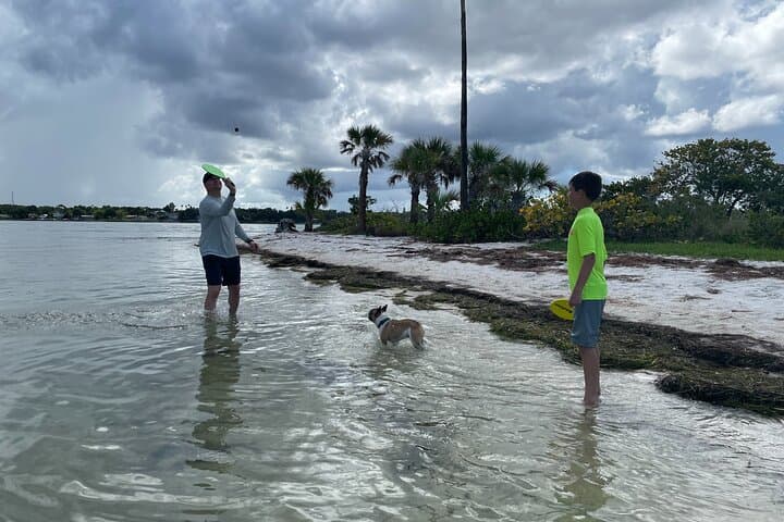 Paddle to a Clearwater Spoiler Island: Luxury Single Kayak Tour photo 4