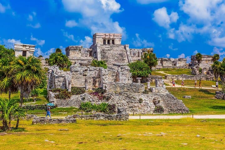 Self-Guided Tulum Ruins Walking Tour with Audio Guide — Independent Archaeological Walk photo 3