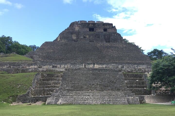 Xunantunich Mayan Temples and Cave Tubing: Full-Day Adventure from San Ignacio photo 4