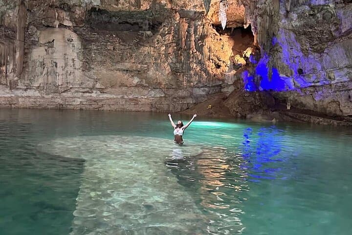 Chichen Itza, Cenotes Suytún & Ik-Kil: Full-Day Tour from Cancun