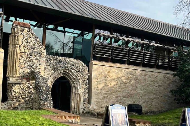 Strolling Norwich’s Medieval Heart: Self-Guided Cathedral-to-Cow-Tower Walking Tour photo 3