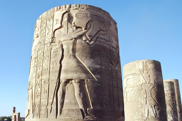Karnak Temple Guided Tour in Luxor — Explore the Amun Complex photo 4