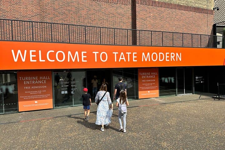 Kid-Friendly Tate Modern Guided Tour: Interactive Family Art Tour in London
