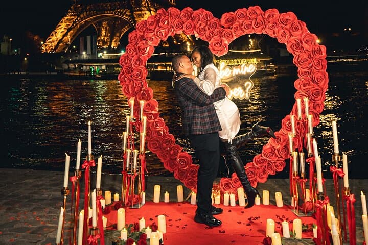 Eiffel Tower Proposal Package — Private Romantic Proposal in Paris photo 2