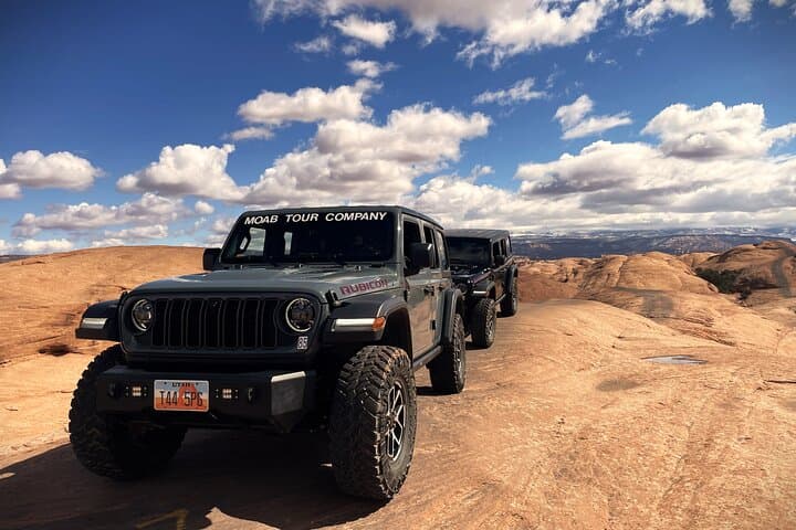 Drive Moab’s Rim: 3-Hour Jeep U-Drive 4x4 Adventure photo 2