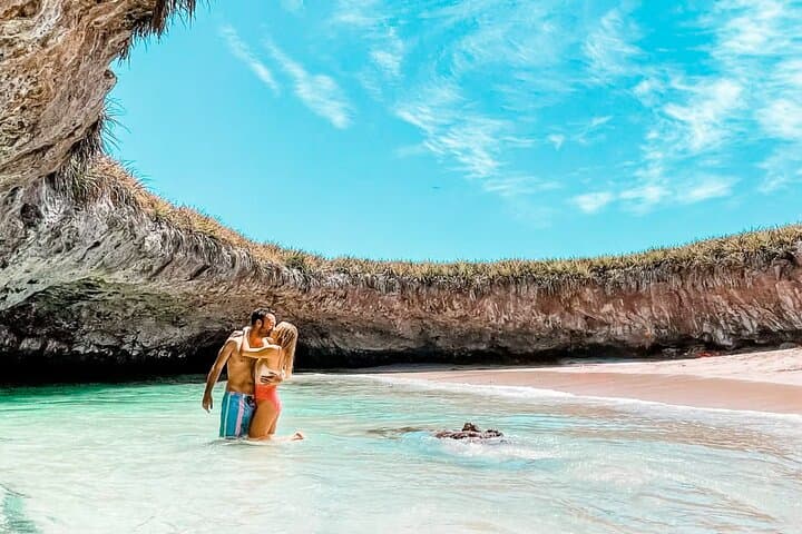 Explore Playa del Amor: Speedboat Snorkeling to Marietas' Hidden Beach