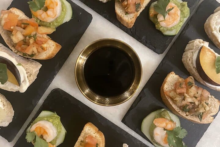 Garden Wine Tasting and Locally Inspired Dishes in Playa Flamingo