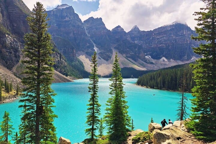 Exploring Moraine Lake & Lake Louise: Morning and Sunset Tours from Banff and Canmore photo 2