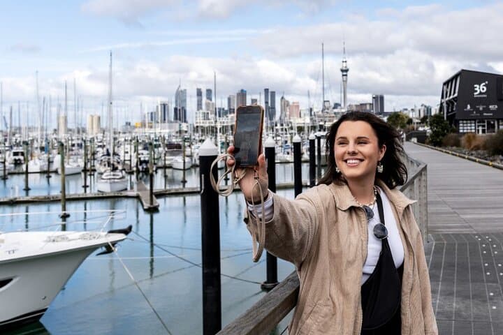 Auckland Essentials: 90-Minute Private City Tour by Car or Van photo 3