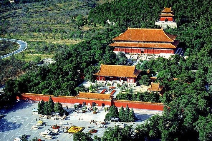 Private Mutianyu Great Wall and Ming Tombs Day Tour from Beijing photo 3