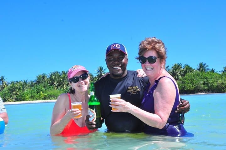 Punta Cana Adults-Only Party Boat: Open Bar, Snorkel & Natural Pool Cruise photo 3