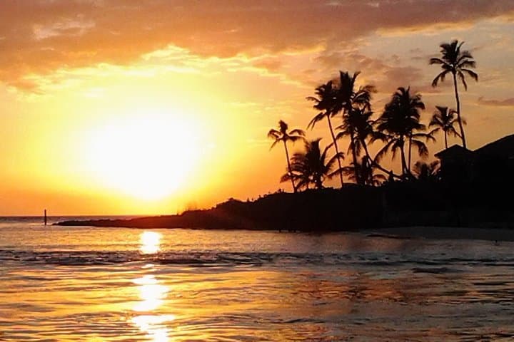 Private Naples Sunset & Keewaydin Beach Charter — Exclusive Boat Tour Guide