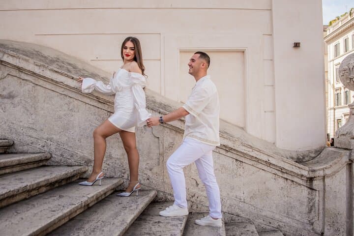 Private Spanish Steps Photoshoot in Rome — Capture Iconic Stairs in 25 Minutes photo 3