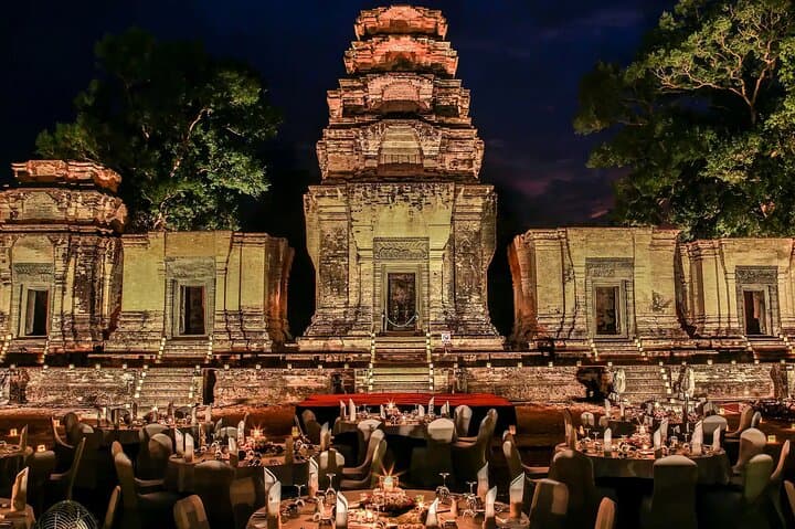Angkor Wat Sunrise Small-Group Tour from Siem Reap — Temples, Ta Prohm & Bayon photo 3