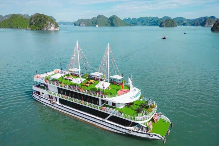 Hanoi to Halong Bay 5‑Star Day Cruise with Buffet, Kayak & Ti Top Island photo 4