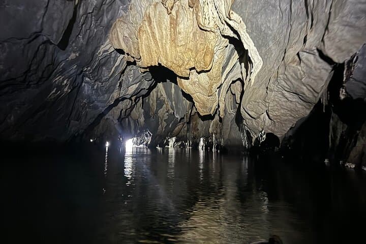 Exploring the Puerto Princesa Underground River: Palawan's Subterranean Boat Tour photo 2