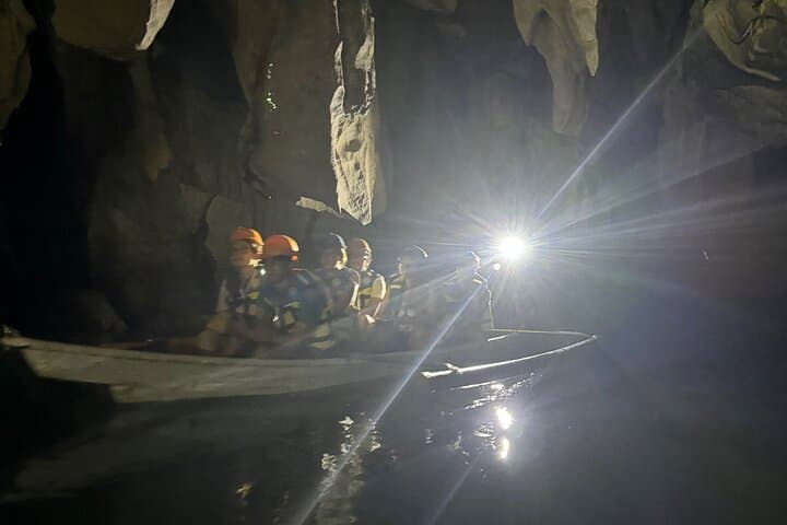 Exploring the Puerto Princesa Underground River: Palawan's Subterranean Boat Tour photo 6