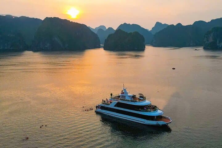 Cat Ba Luxury Sunset Cruise: Kayak, Swim and Watch Lan Ha Bay Turn to Gold photo 2