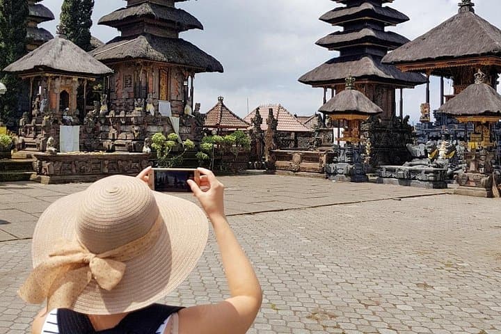 North Bali Day Tour: Ulun Danu, Jatiluwih Rice Terraces & Banyumala Waterfall photo 4