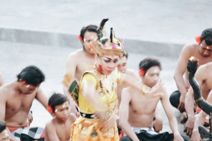Uluwatu Cliffside Kecak Fire Dance & Balangan Beach Private Half-Day Tour photo 3