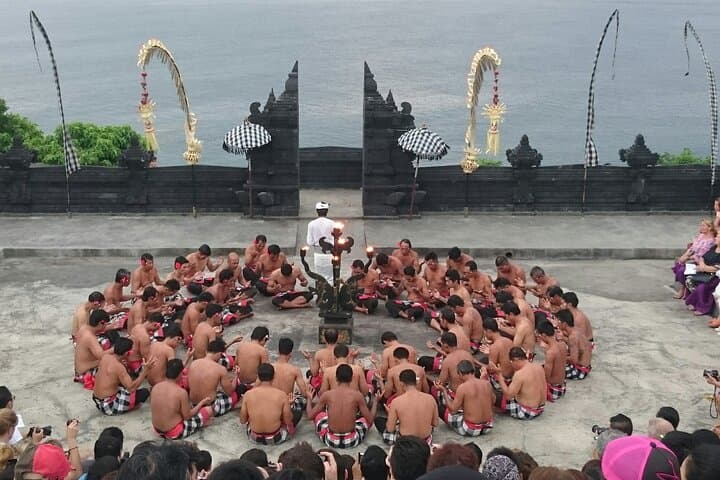 Uluwatu Cliffside Kecak Fire Dance & Balangan Beach Private Half-Day Tour photo 4