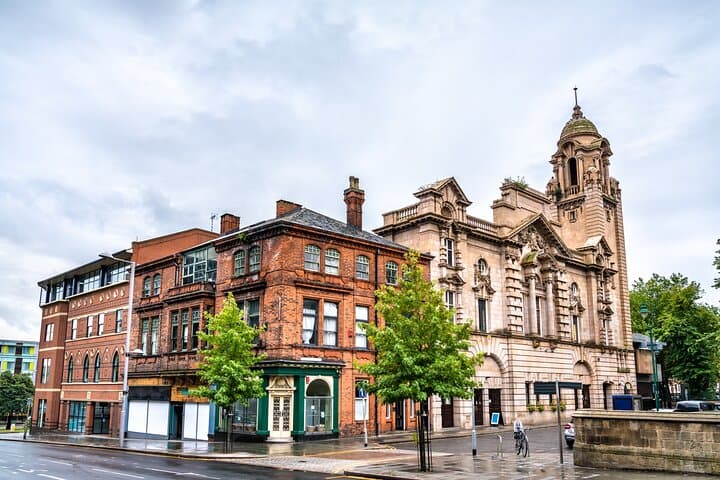 Nottingham in 60 Minutes: Private Walking Tour with a Local Guide photo 3