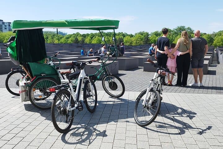 Berlin Private E‑Bike Tour: 4‑Hour Guided Ride Through Mitte photo 2