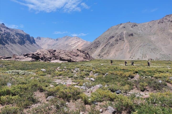 Embalse El Yeso & Hot Springs Day Trip from Santiago — Cajón del Maipo Adventure photo 2