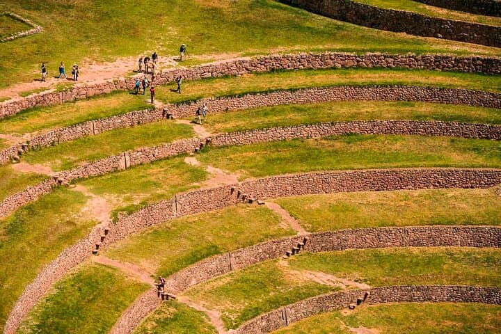 Private Sacred Valley Day Tour: Maras Salt Mines, Moray & Ollantaytambo photo 2