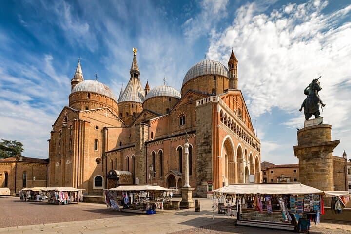 Padua Top Sights: Private 2.5-Hour Guided Walking Tour of Historic Center photo 3