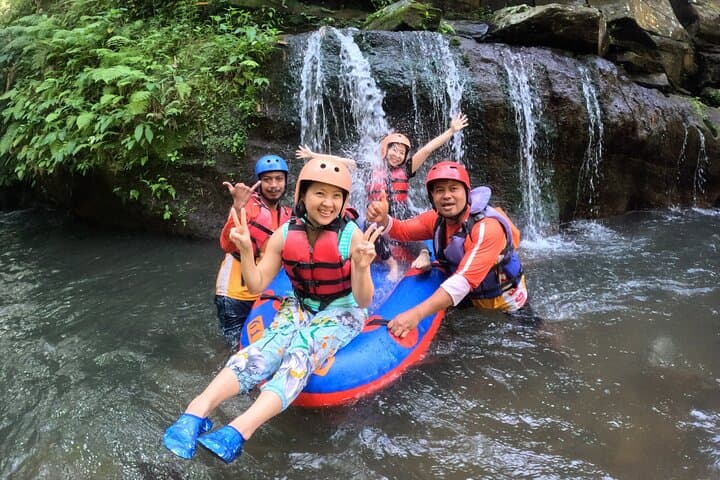 Tampaksiring River Tubing: Experience Bali’s 7-Rapid River Run with Gekko Tubing photo 5