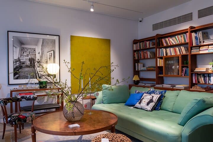Scandinavian Art, Architecture & Design Walking Tour in Stockholm