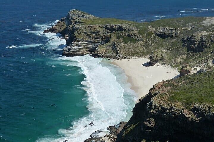 Tip of Africa Tour: Cape Agulhas Lighthouse, Shipwreck Trail & Hermanus Day Trip photo 4
