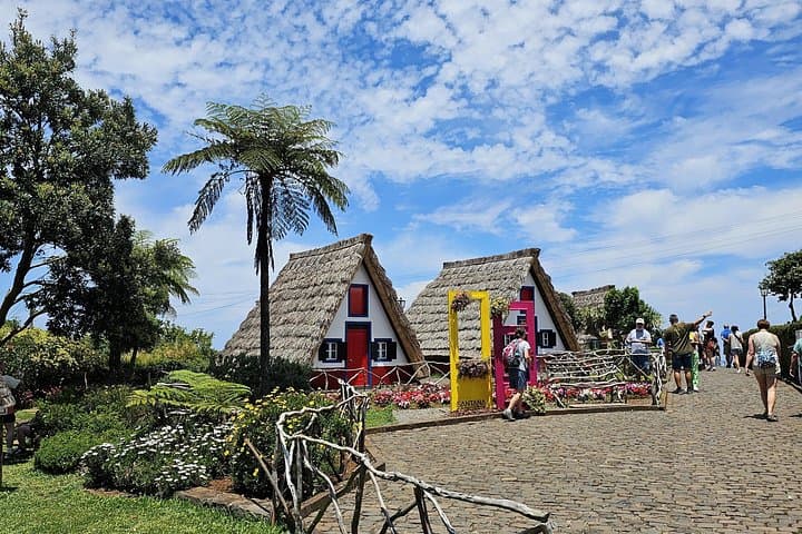 Madeira East Tour: Pico do Arieiro, Laurissilva Forest & Santana Full-Day photo 3