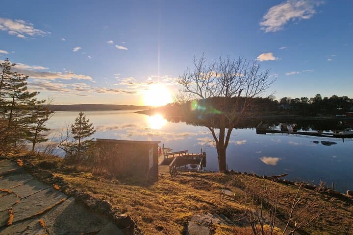 Malmøya Island Guided Hike: Oslo Fjord Waffles, Beaches & Forest Trails