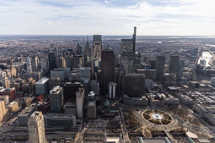 Skyline and River Views: Downtown Philadelphia Helicopter Tour photo 2