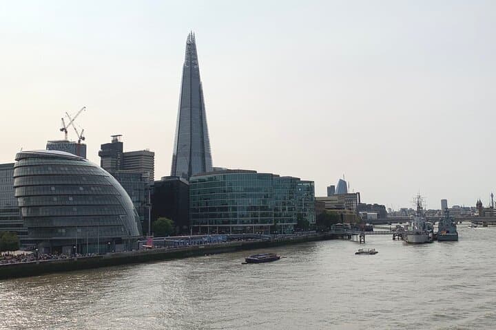 Tower of London Self-Guided Walking Tour & Scavenger Hunt — 3.4 km Historic Thames Route photo 5