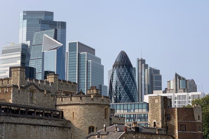 Tower of London Self-Guided Walking Tour & Scavenger Hunt — 3.4 km Historic Thames Route photo 6