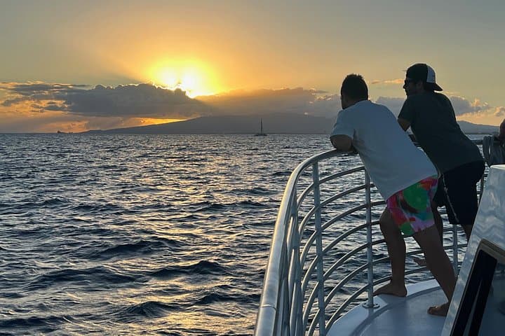 Waikiki Sunset Cruise: Golden Hour Cocktail Cruise from Kewalo Basin photo 2