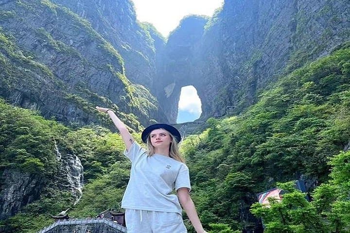Tianmen Mountain Glass Walkway & Cable Car Day Tour — Zhangjiajie photo 1
