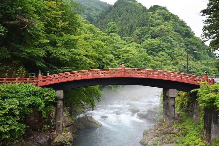 Nikko Private Customized Day Tour: Kegon Falls, Lake Chuzenji & Toshogu Shrine photo 3