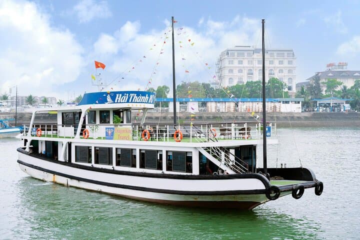 Day Cruise in Halong Bay: Kayaking, Titop Island & Surprise Cave Adventure photo 2