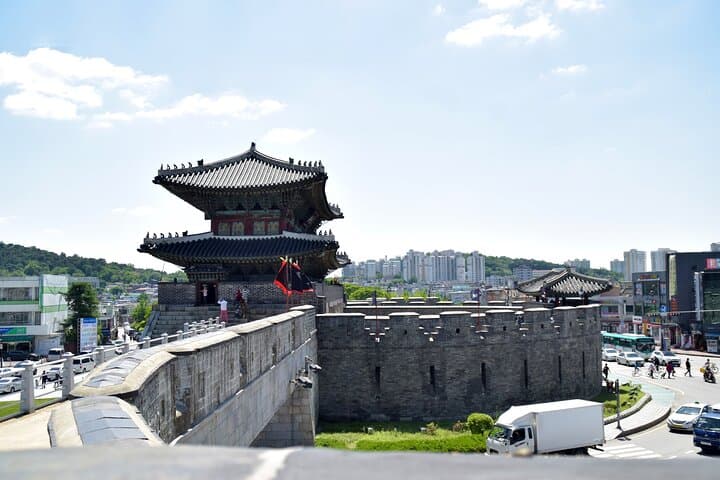 3-Day Private Seoul Highlights: DMZ, Korean Folk Village & City Icons photo 5