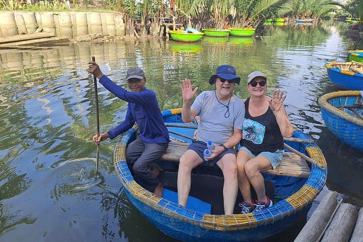 Private Hoi An Basket Boat Ride & Cam Thanh Coconut Forest Tour