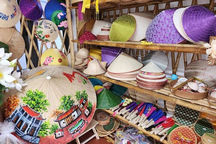 Discover Hanoi's Ancient Villages: Duong Lam, Incense & Conical Hat Crafts photo 5