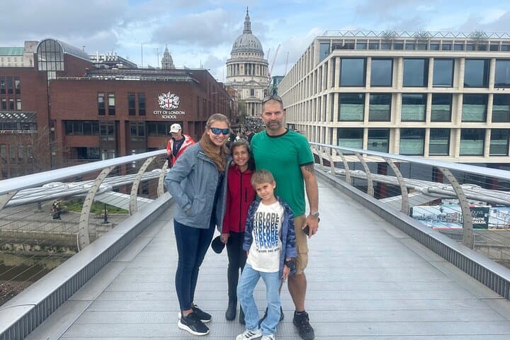 Maximize a London Layover: Private Black Cab Tour from Heathrow photo 6