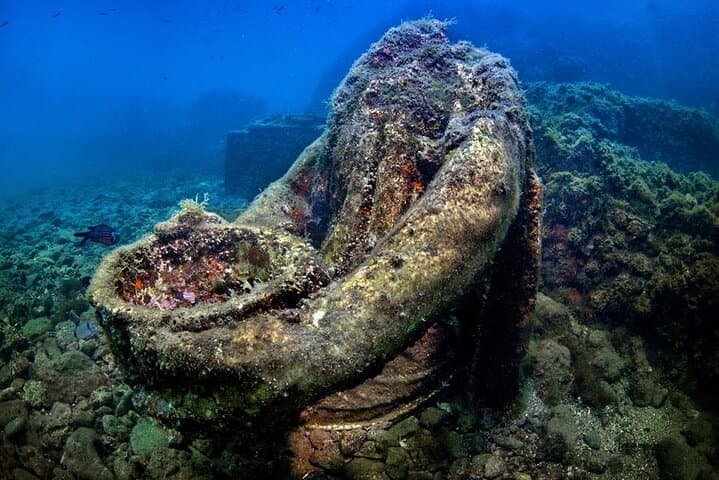 Discover Scuba in Baia: Two Guided Dives through the Sunken Roman City photo 2