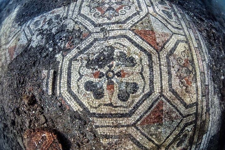 Discover Scuba in Baia: Two Guided Dives through the Sunken Roman City