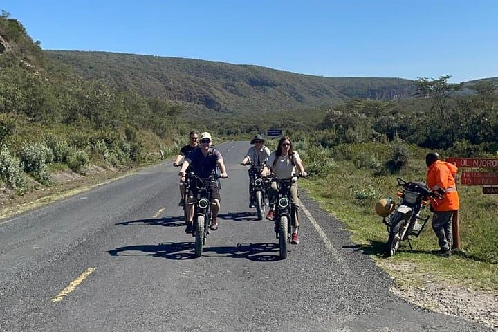 E‑Biking Hell's Gate: Ebike Cycling & Gorge Hike from Naivasha photo 3