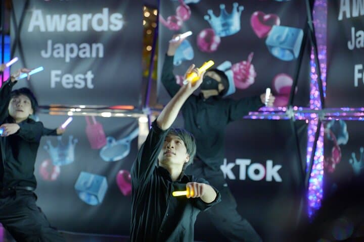 Learn Wotagei in Tokyo — Champion-Led Penlight Workshop with ZERO-UCHI photo 3